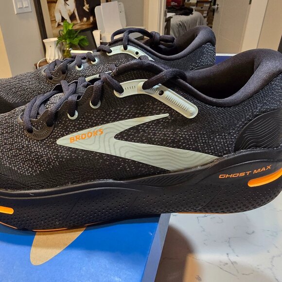 Brooks Ghost Max Men's (Black/Orange/Cloud Blue) 110406 SIZE 10 RUNNING SHOE NEW - Picture 1 of 11